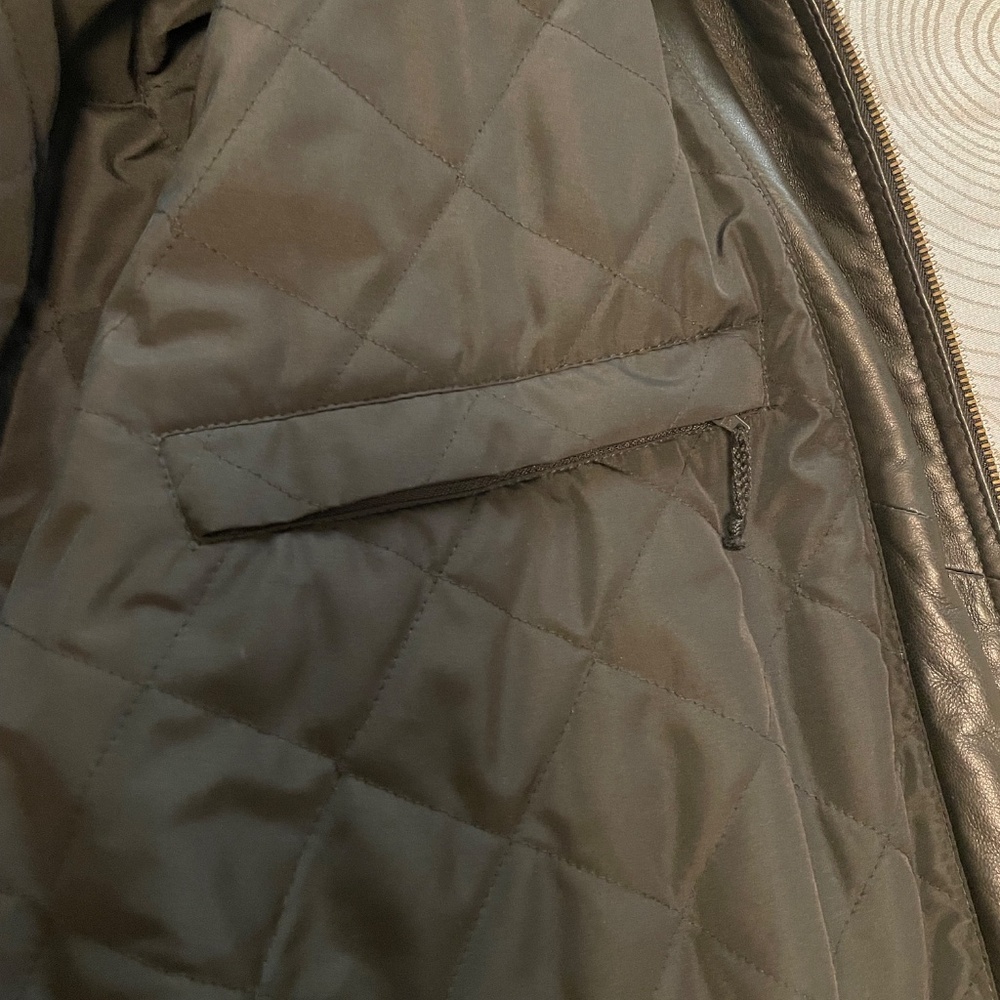 Vintage Men’s Leather Bomber Jacket - Picture 9 of 13